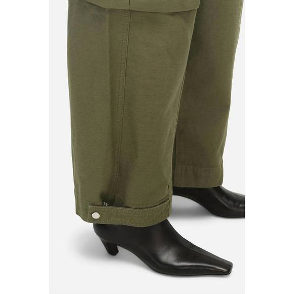 NEW FRAME wide leg cargo jeans in poblano - Picture 6 of 7